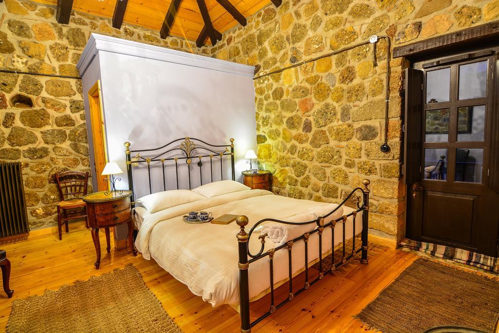 Varnevo Guesthouse Ano Trikala Exterior foto