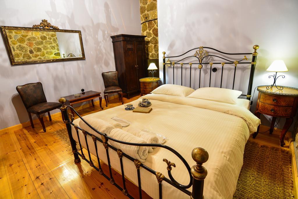 Varnevo Guesthouse Ano Trikala Exterior foto